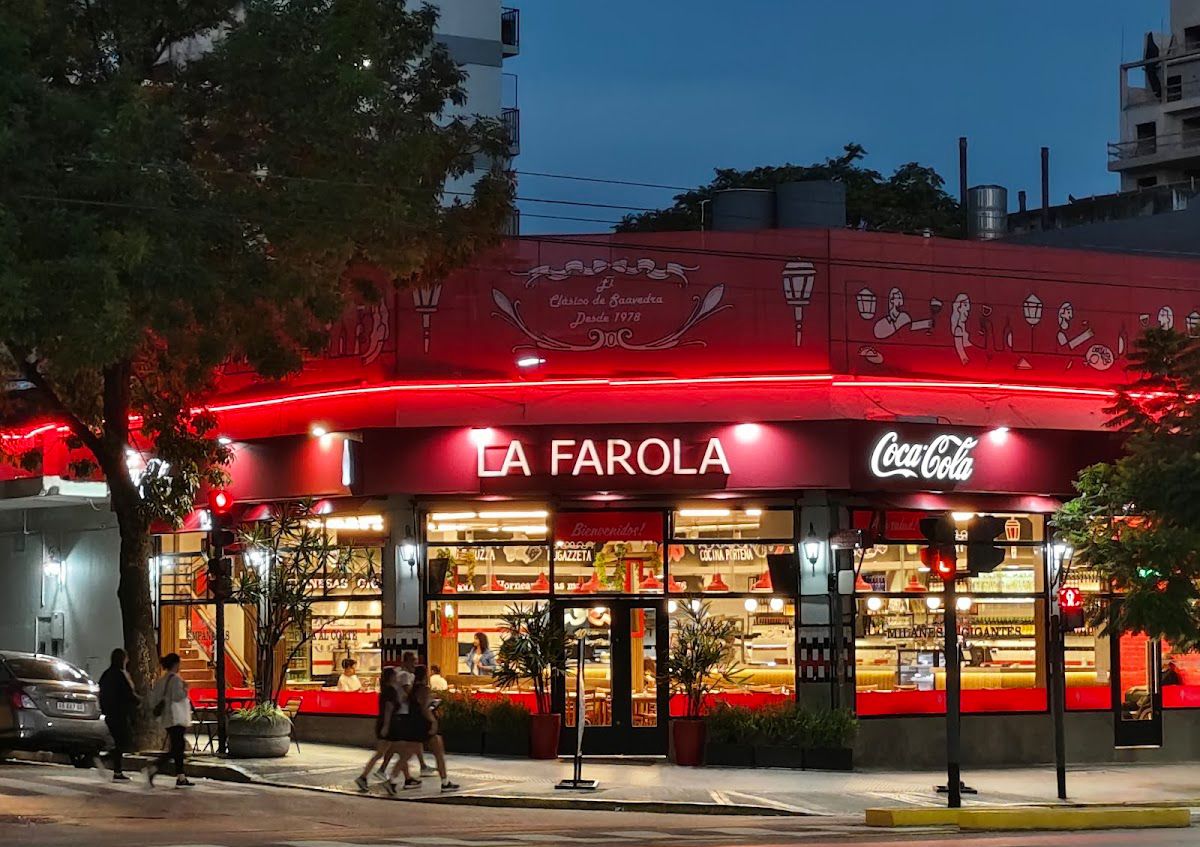 Grupo Farolas - La Farola